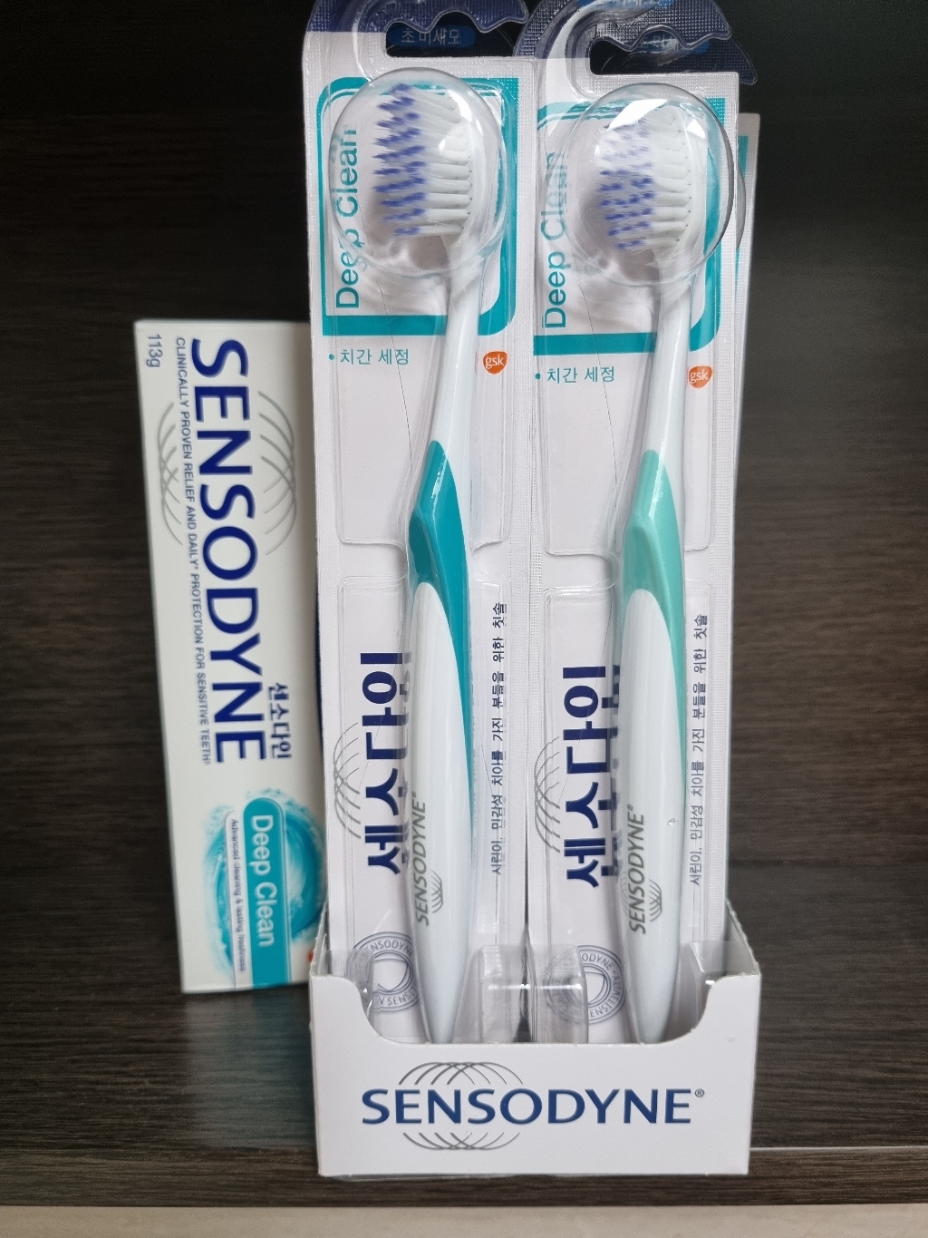 센소다인 딥클린 칫솔 딥클린 치약