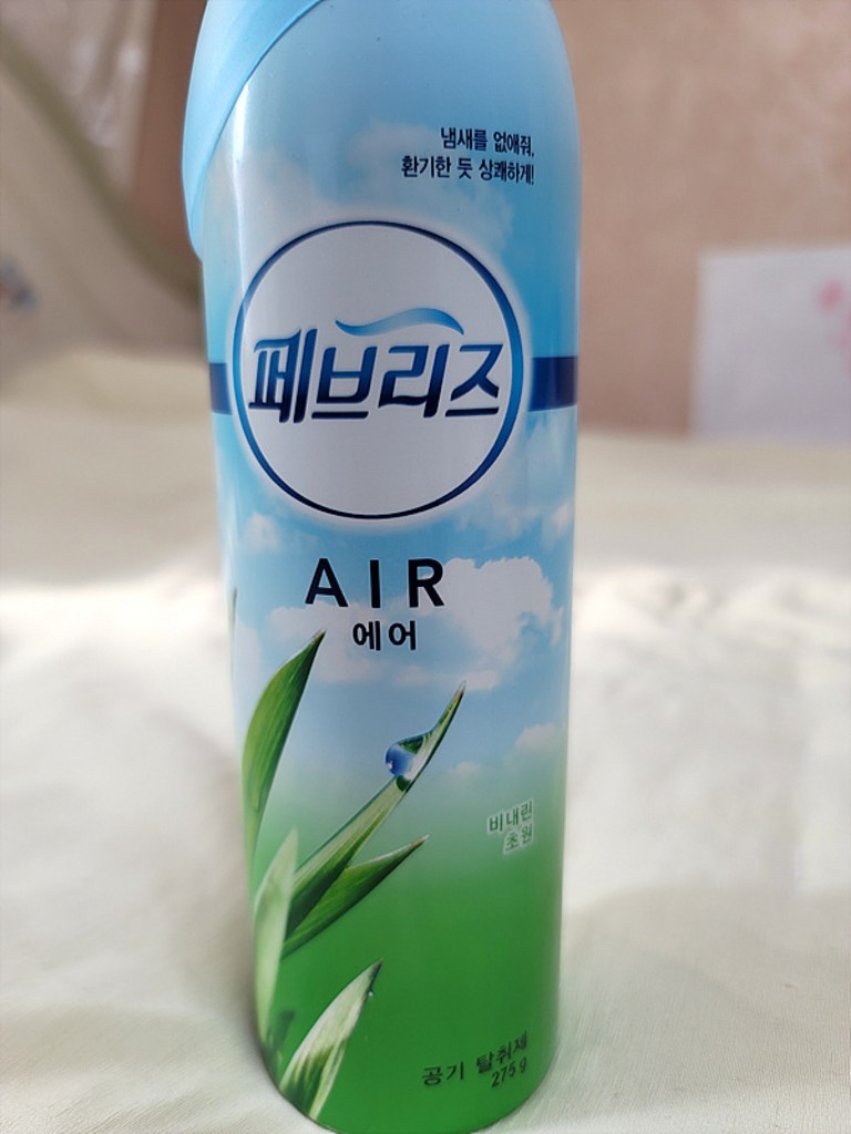 페브리즈 에어 실내탈취제 비내린초원