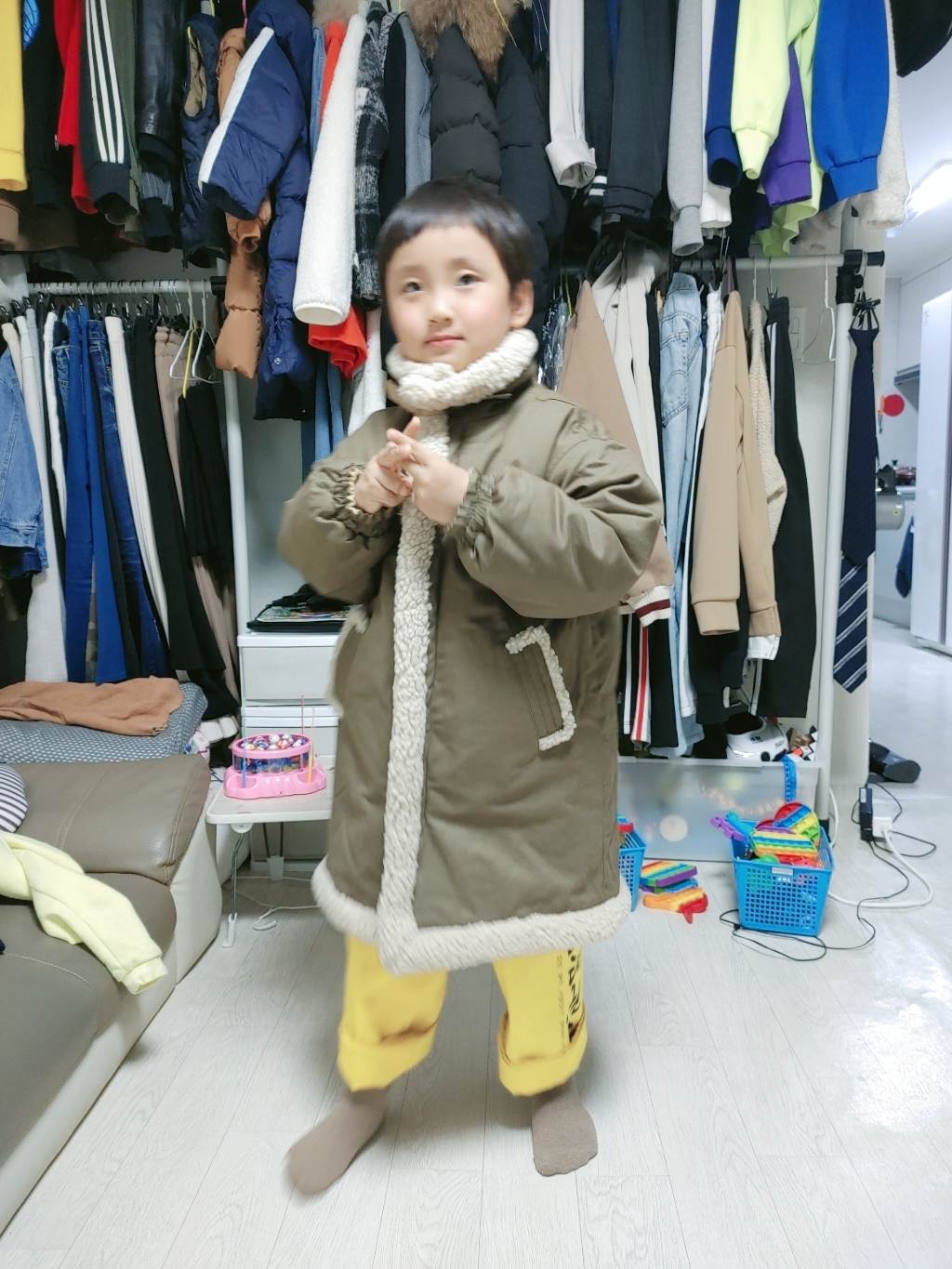마리앤모리 아동용 레디하이넥롱패딩점퍼 리버시블