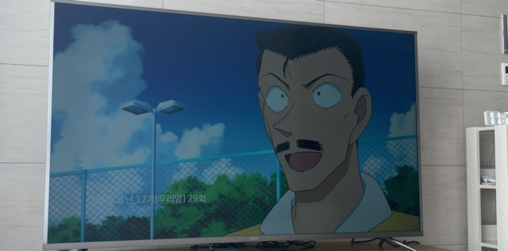 프리즘 4K UHD ED TV