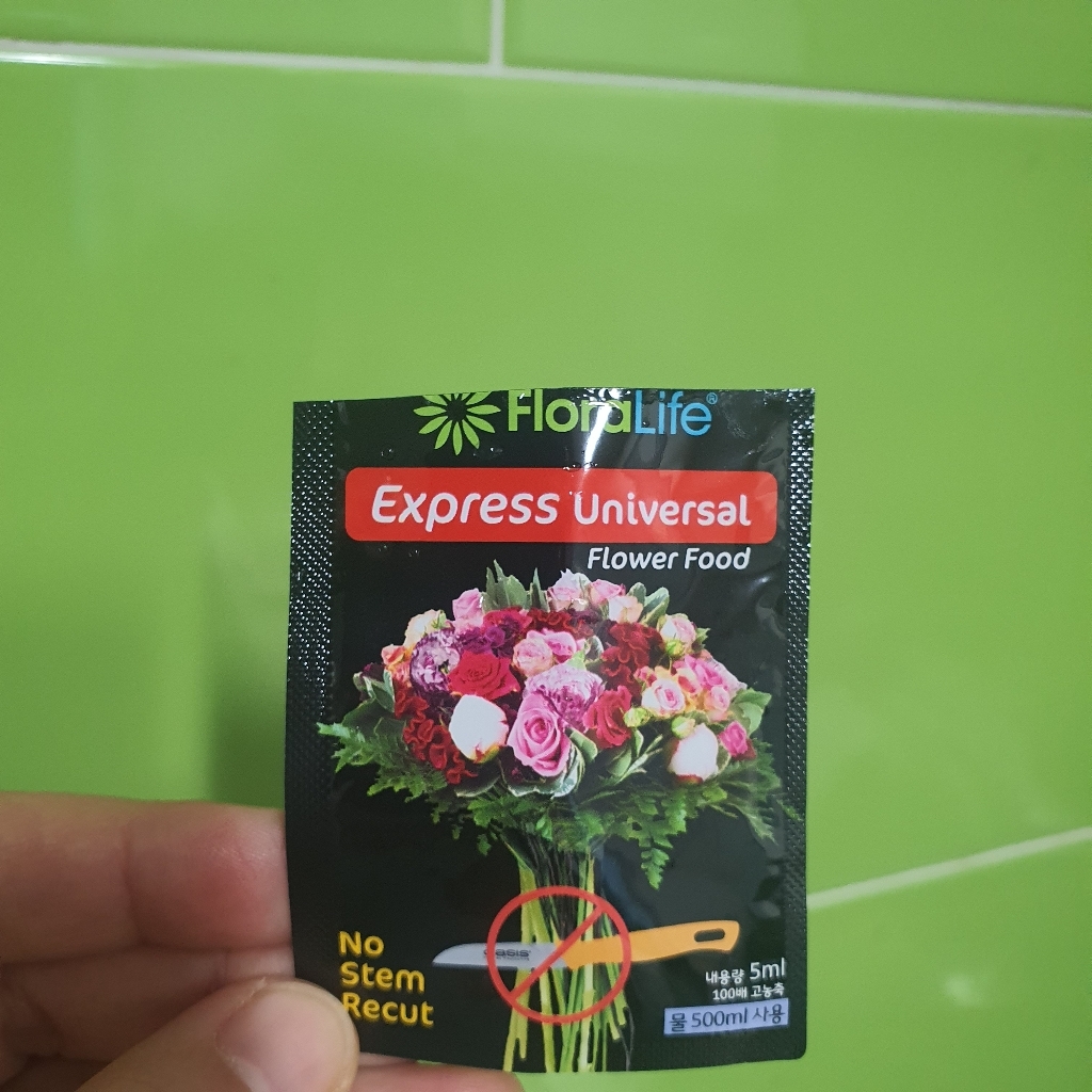 생기 있는 꽃 절화 수명 연장제