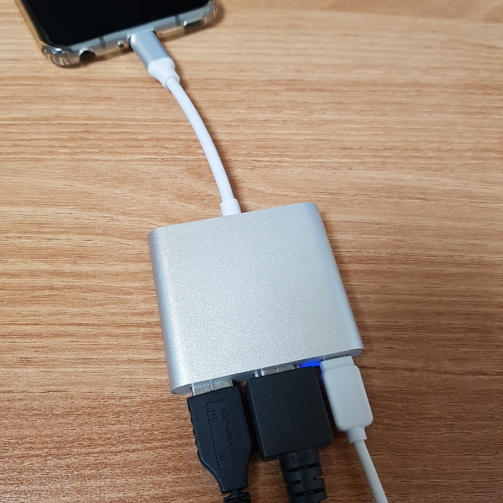 애니클리어 USB Tye C to HDI USB 30 D 변환아답터