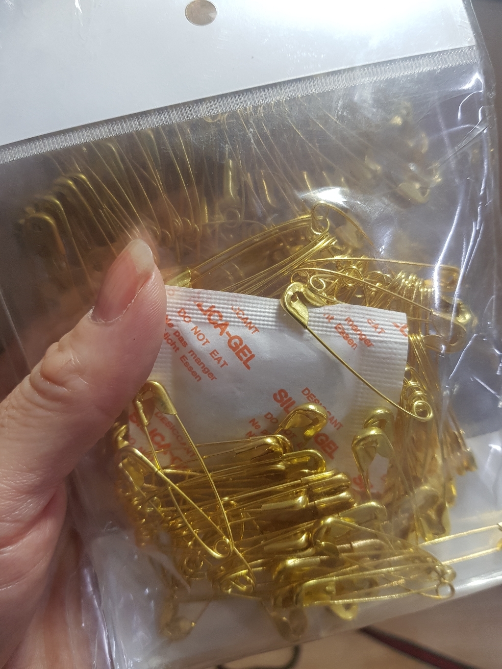해피베어스 시침용 옷핀 3 리뷰 후기