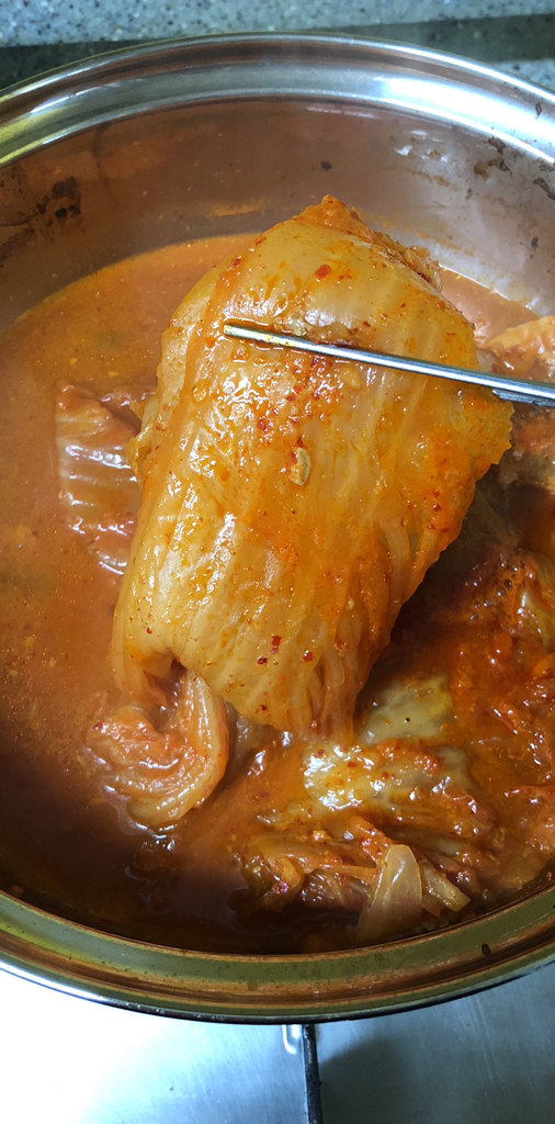 쿠즈락앳홈 통목살 김치찜 돼지고기김치찜 묵은지 짜글이