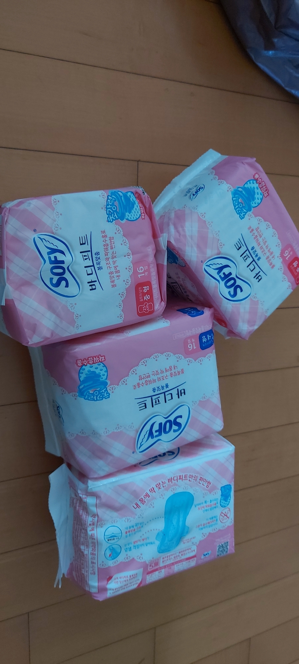 [쏘피] 바디피트 생리대 볼록맞춤 중형   대형