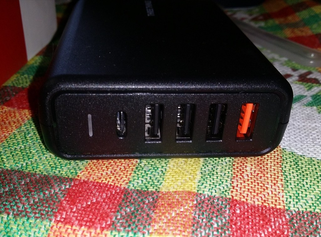 쓰리띵스 5포트 멀티 고속 충전기 USB-C D 93W