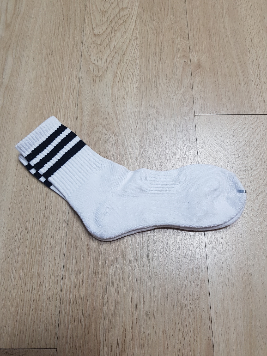 제이지브로 삼선 미드컷 장목 양말 리뷰후기