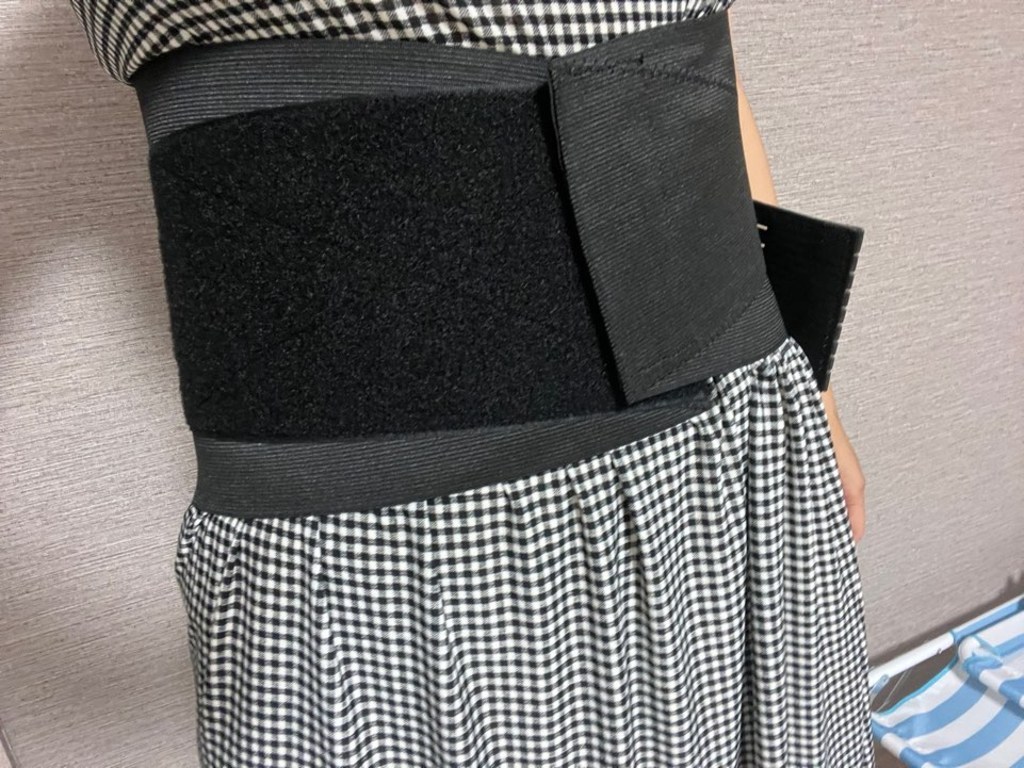 바디공식 여성용 8단 허리보대
