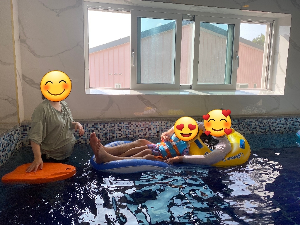 블룸마터니티 임산부 블룸 레인보우 래쉬가드