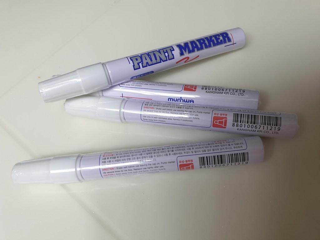 문화 페인트마카 흰색
