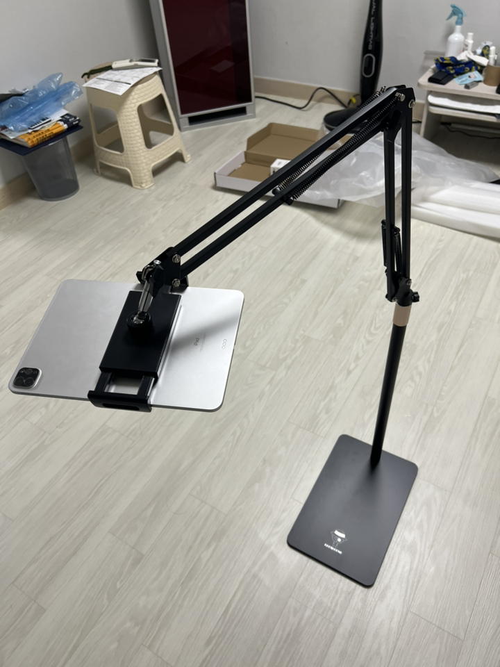 쿠슝 129 높이조절 스마트폰 태블릿 거치대 클램프