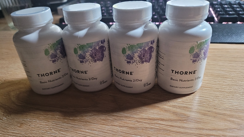 ThorneResearch basic nutrients 2-day 비타민 60캡슐