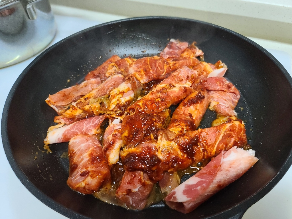 미트포유 목살 돌돌이