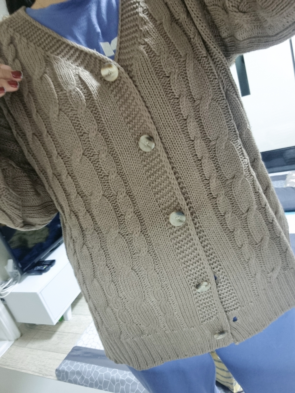 아모르데이 여성용 꽈배기 루즈핏 브이넥 베이직 데일리 니트 가디건