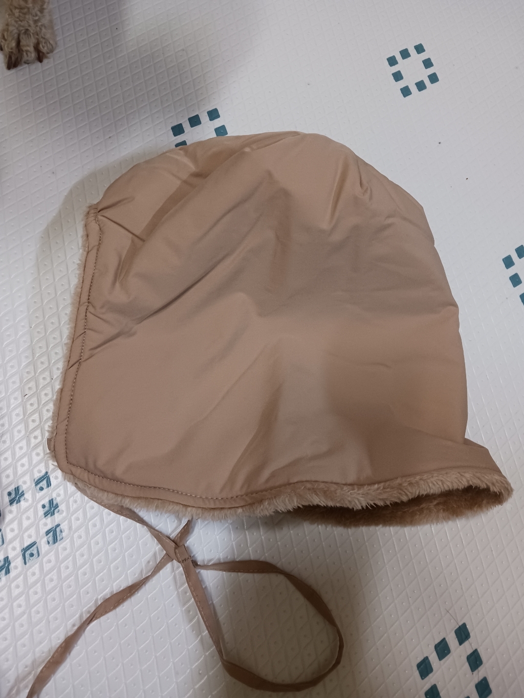 가을 겨울 패딩 후드 보넷 귀달이 벙거지 여자 모자