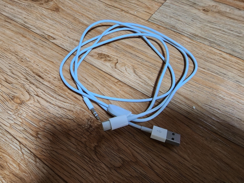 차량용 옥스케이블 c타입 aux 충전케이블 USB 음악연결 음악재성 ACU-3