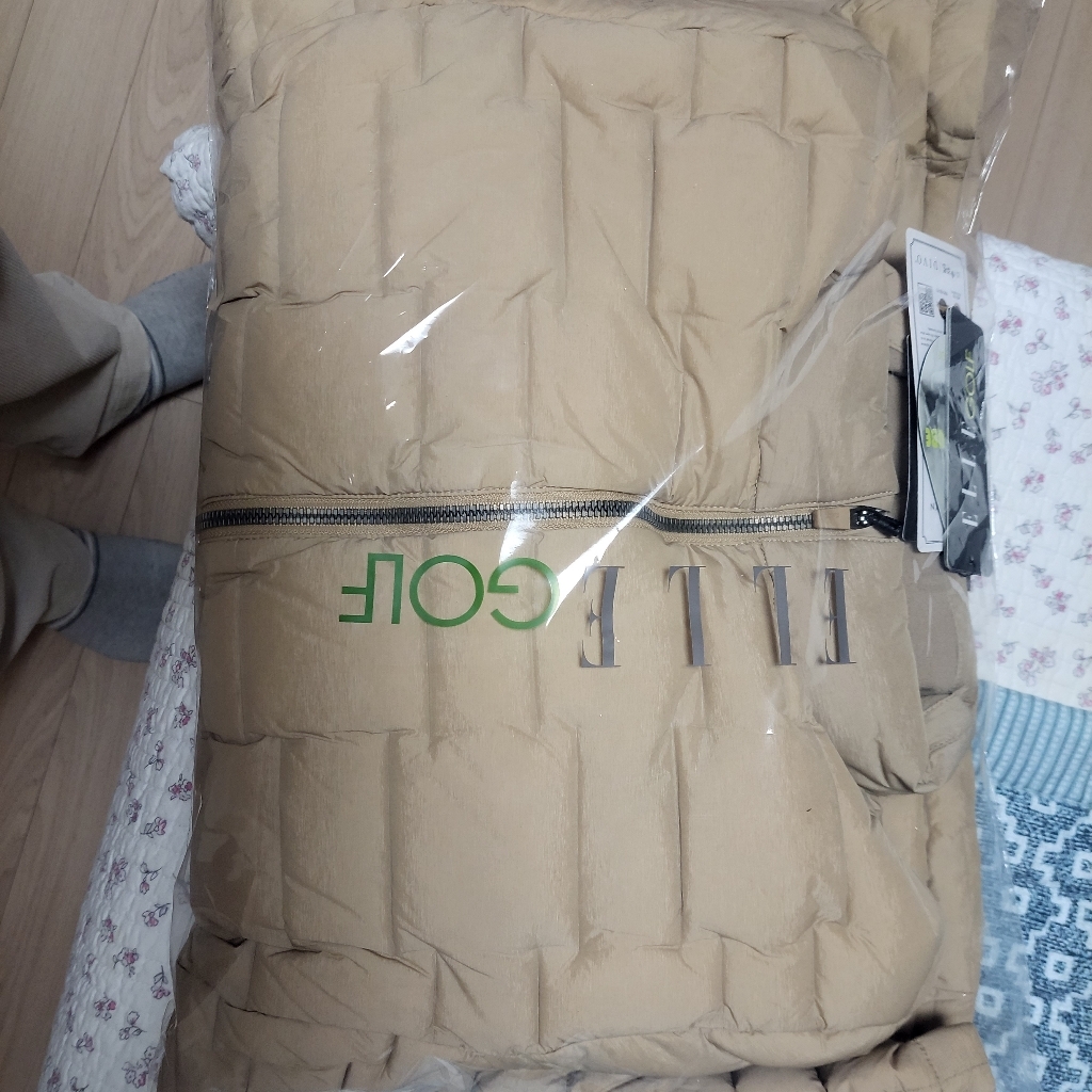 엘르골프 심리스 무봉제 구스 다운 남자 패딩 점퍼
