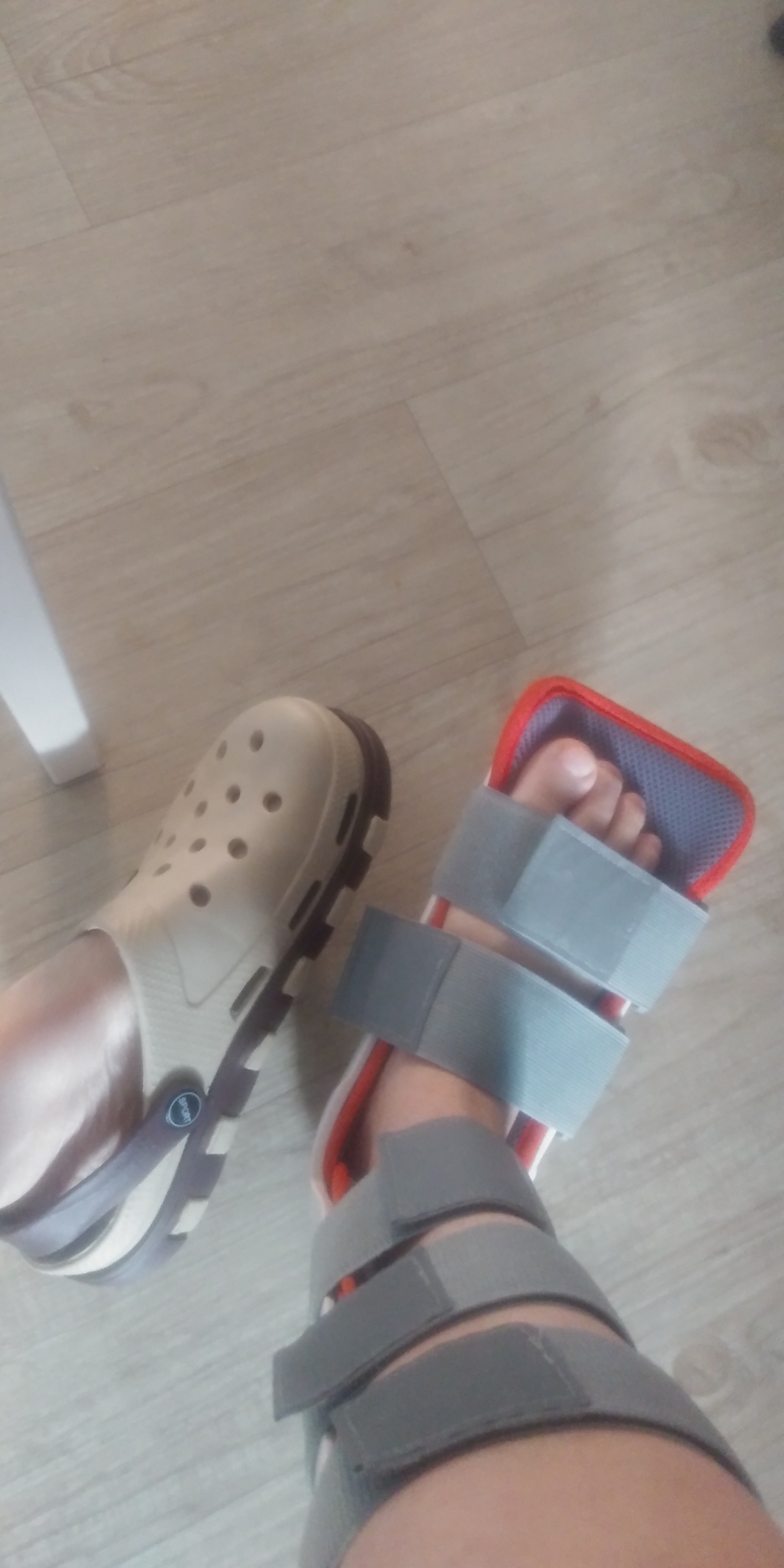 사계절 발편한 샌들 슬리퍼
