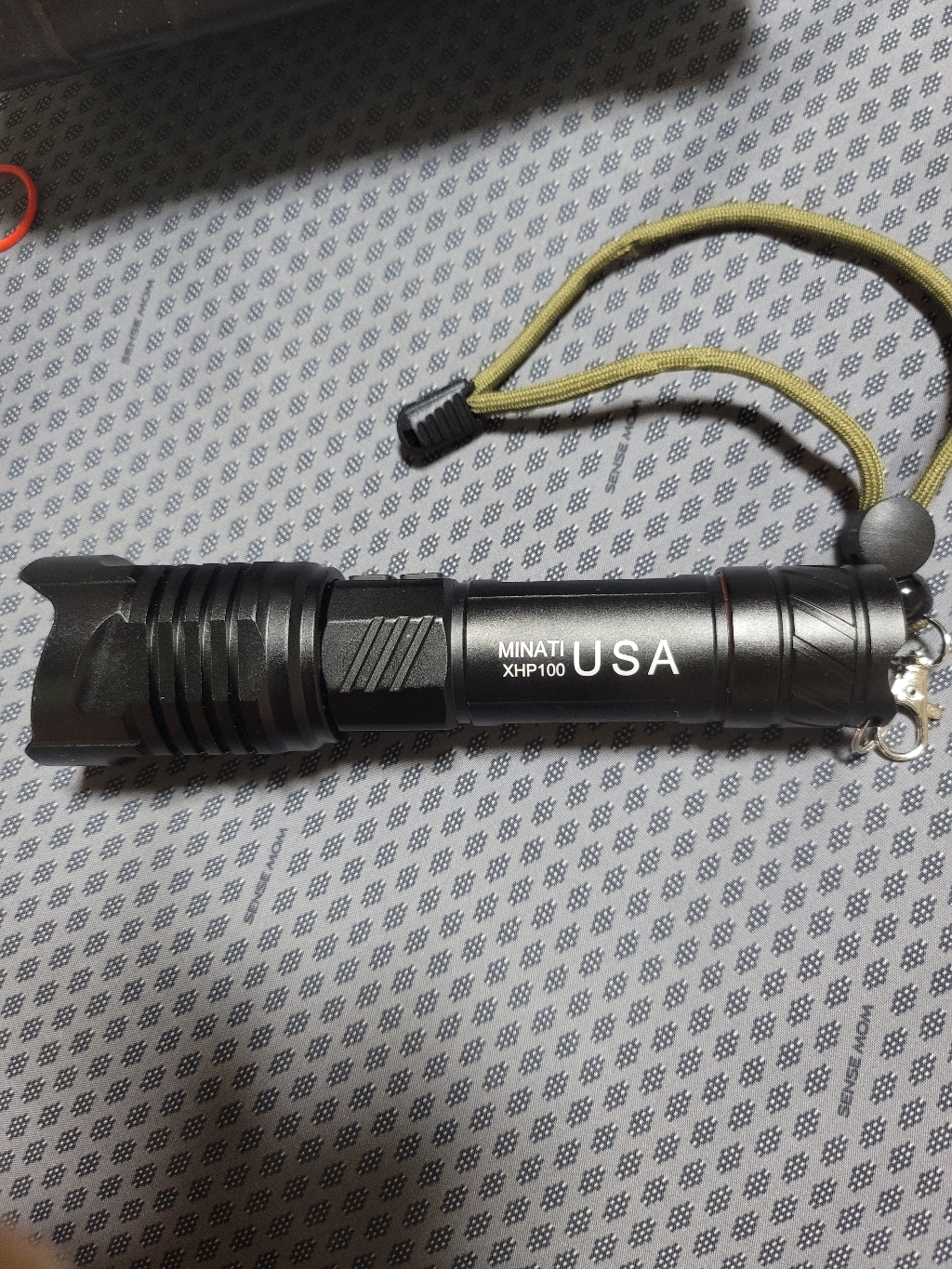 미나티 XH100 충전식 ED후레쉬