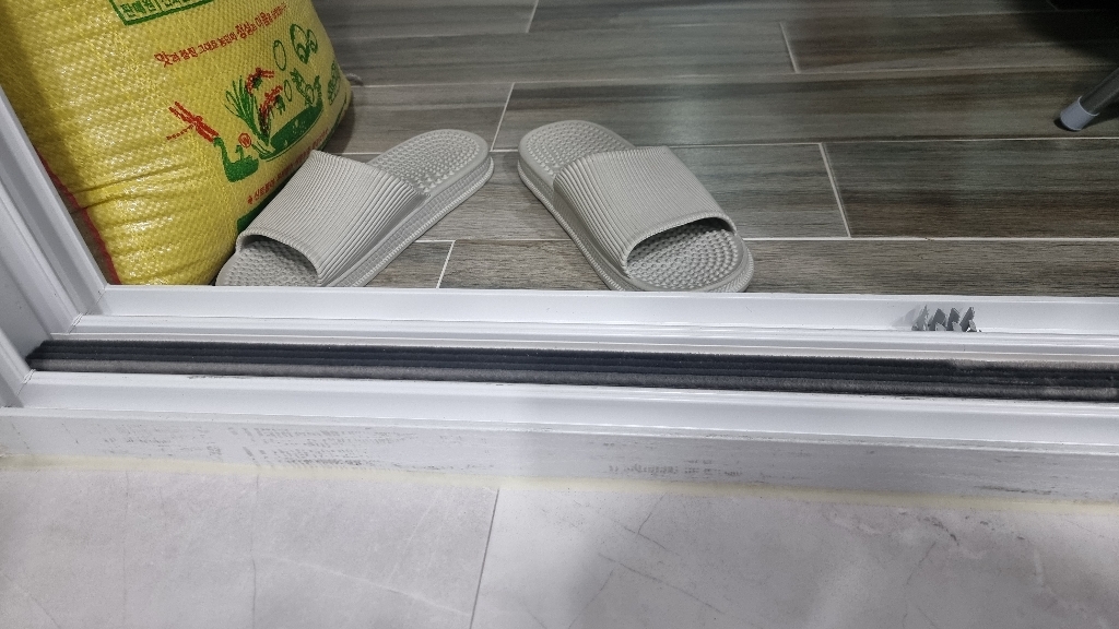 텍스토머 촘촘망 틈막이 레일형 3847 좌우시공용