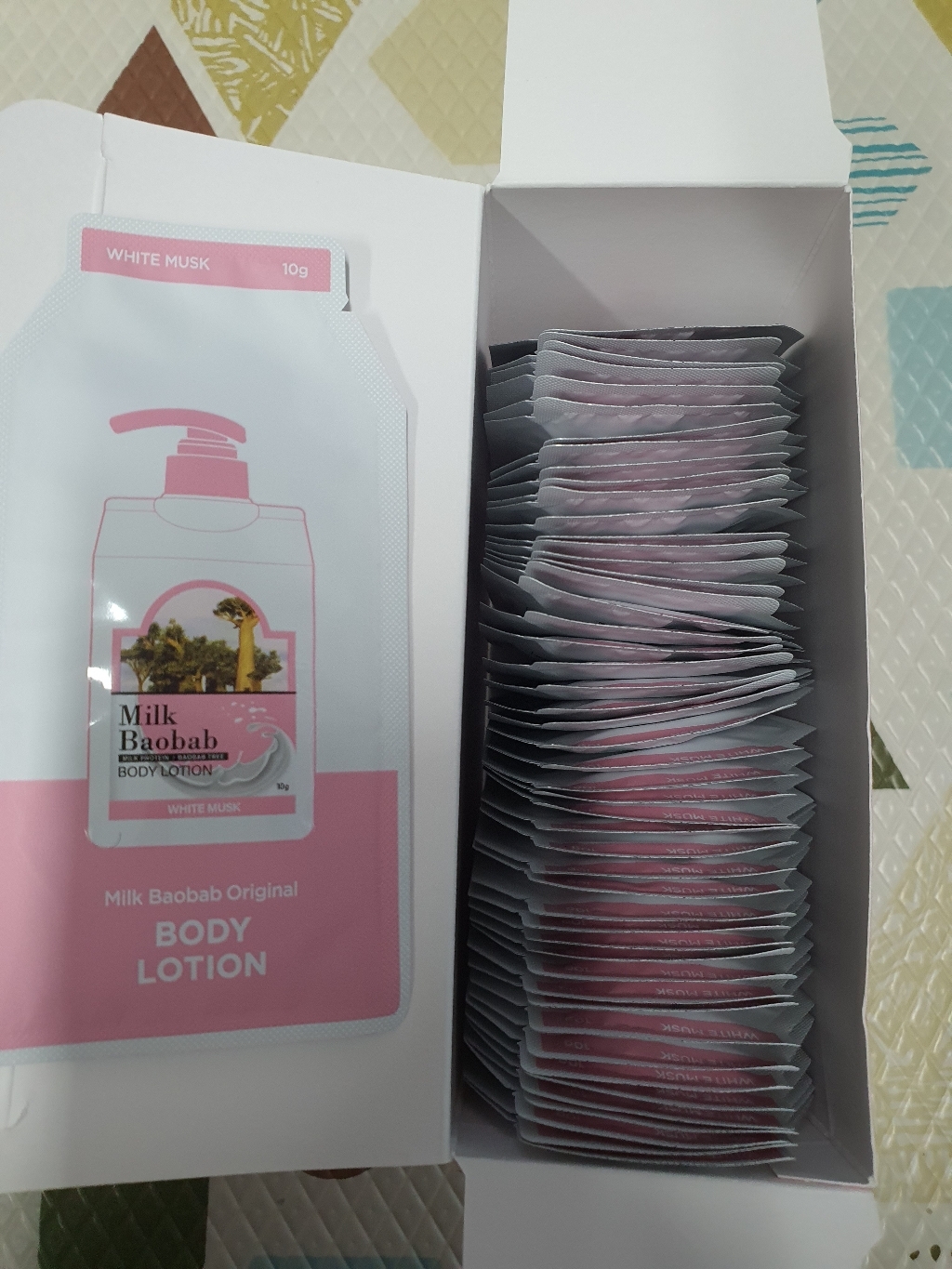 밀크바오밥 오리지널 바디로션 화이트머스크