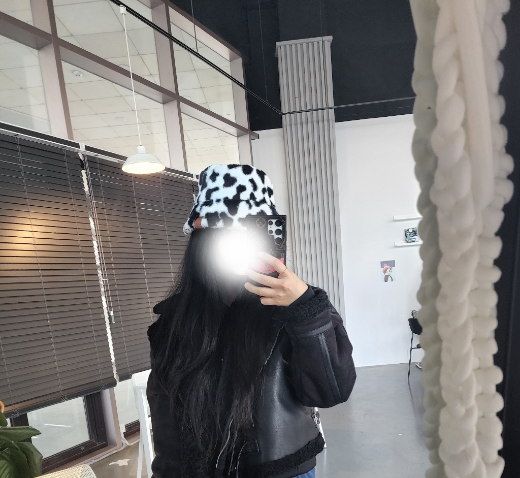 다온마켓 얼굴 작아보이는 부드러운 페이크퍼 따뜻한 버킷햇