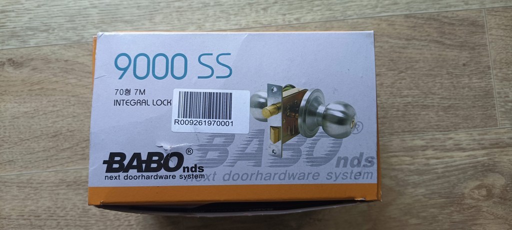 현관문 손잡이 원통형 키타입 그레이 B-009000