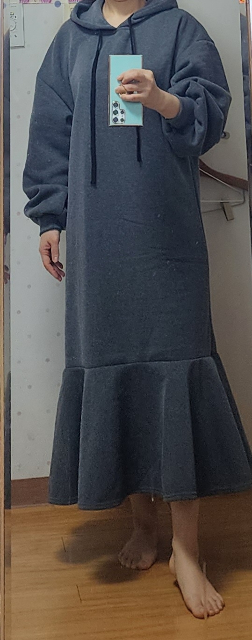 하이데일리 포튼 프릴 기모 후드 롱원피스