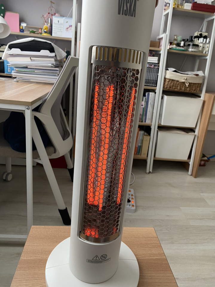 독일브랜드 타워형 2단 회전형 카본히터 600W