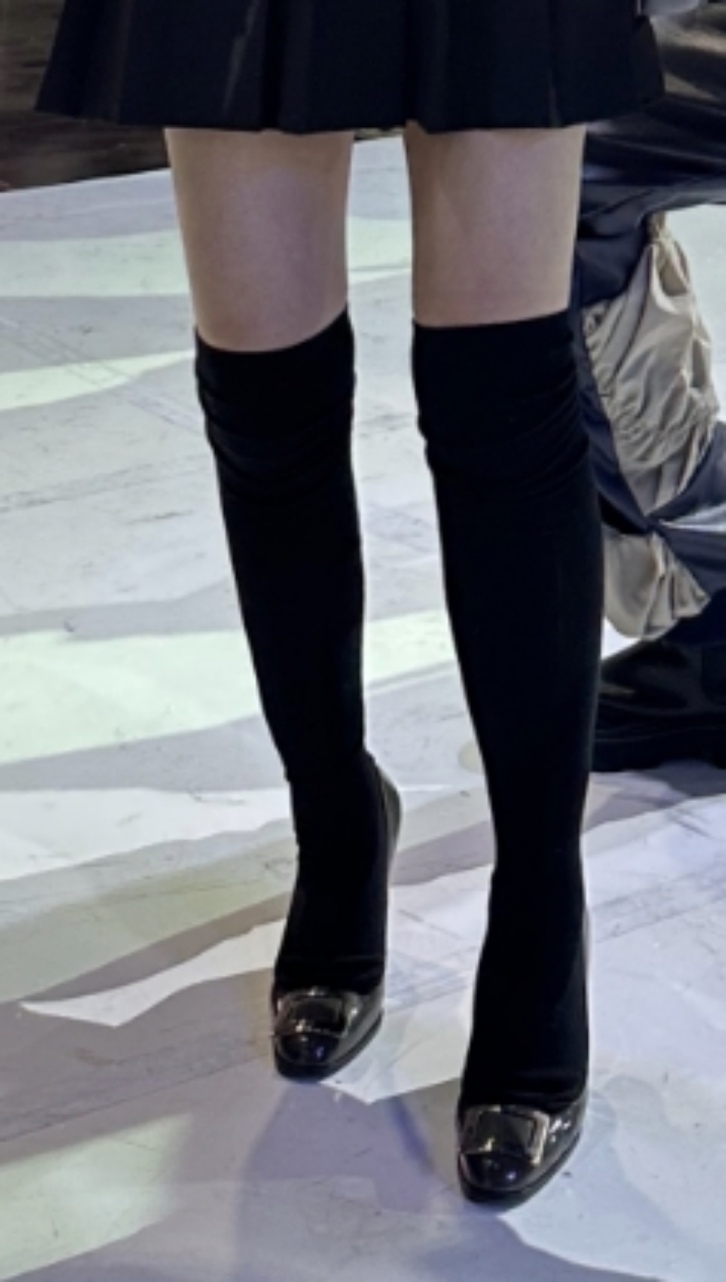 부잣집막내딸 무지 오버 니삭스 양말 3켤레