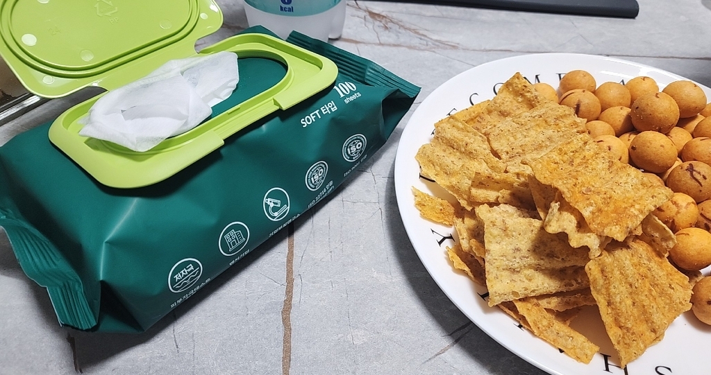 가성비 데일리랩 물티슈 네이처 수 캡형 100매 *