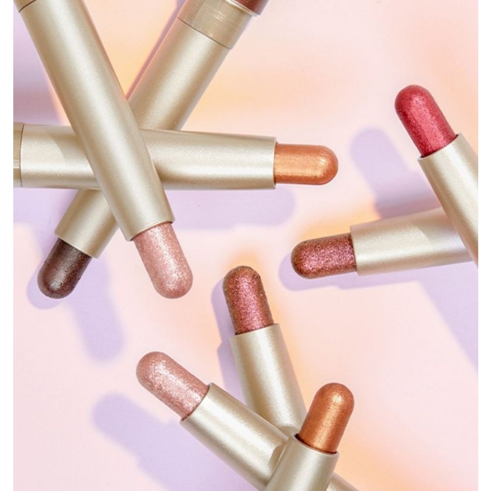 스타일과 실용성을 동시에 갖춘 멀티 메이크업 스틱