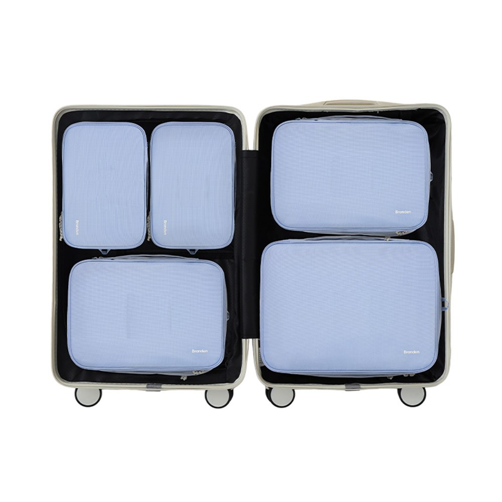 여행을 더욱 편리하게 만들어주는 압축 파우치