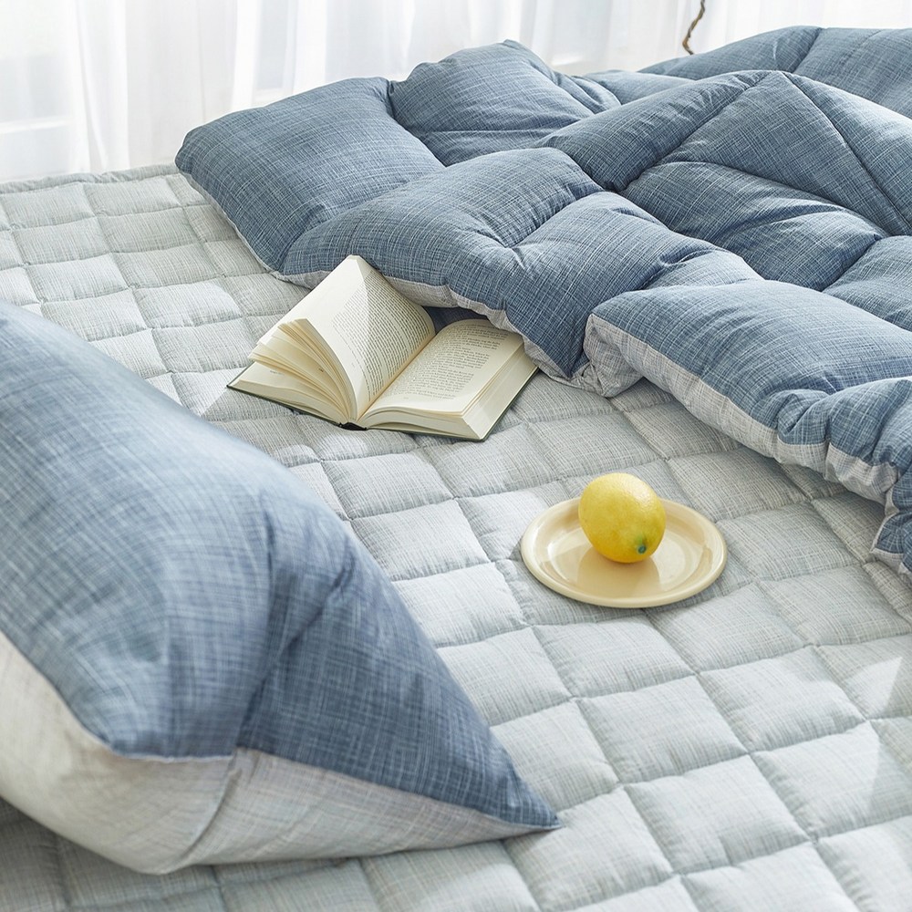 천천히 깨끗하게 숨 돌리는 여유, 파르페by알레르망 알러지케어 페이드 다운필 차렵이불