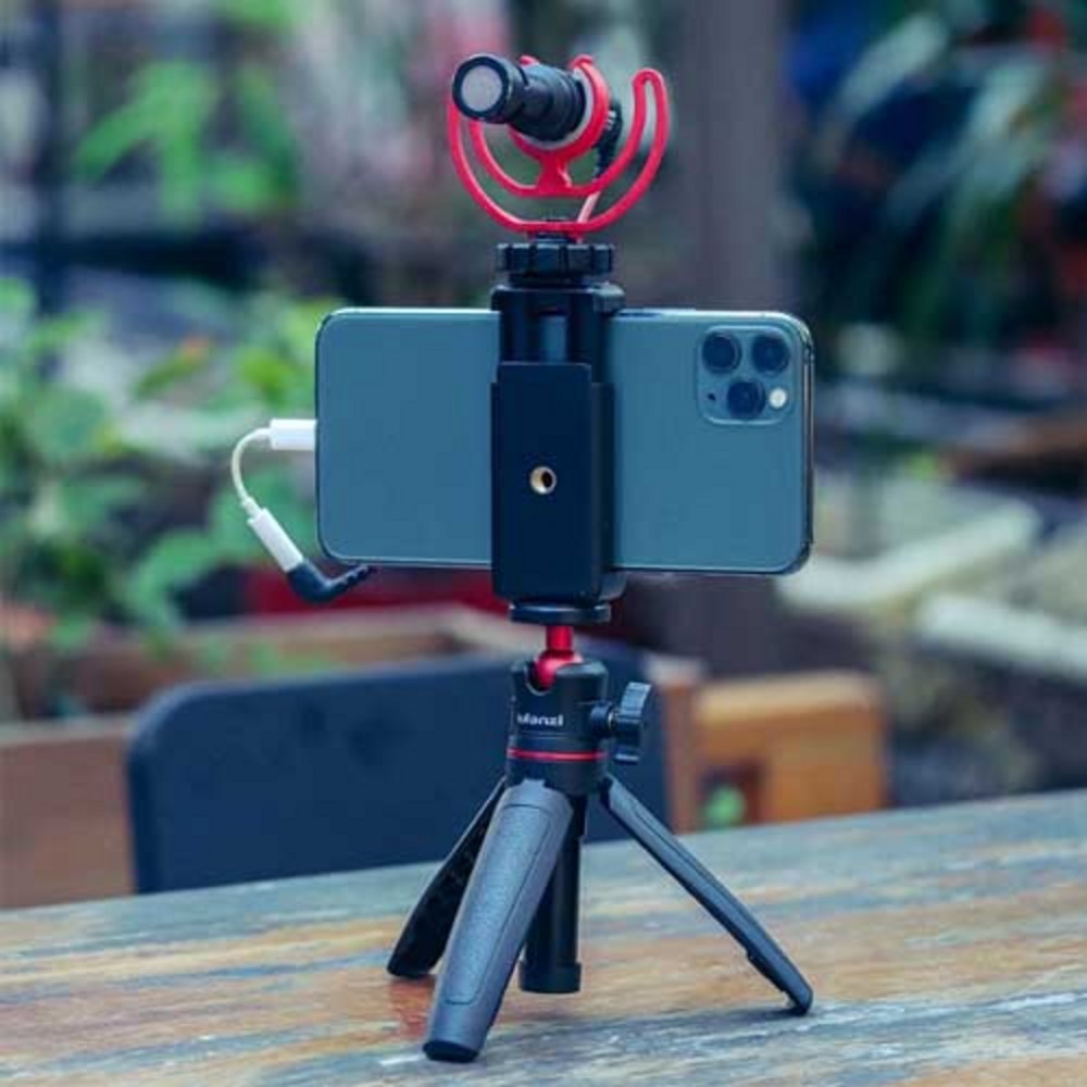 작고 강력한 울란지 미니 삼각대