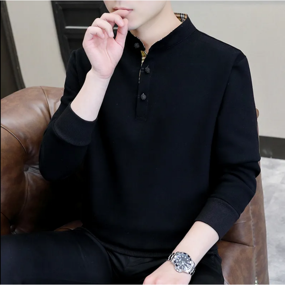 휠렉스 헨리넥 티셔츠로 당신의 스타일을 완성하세요.