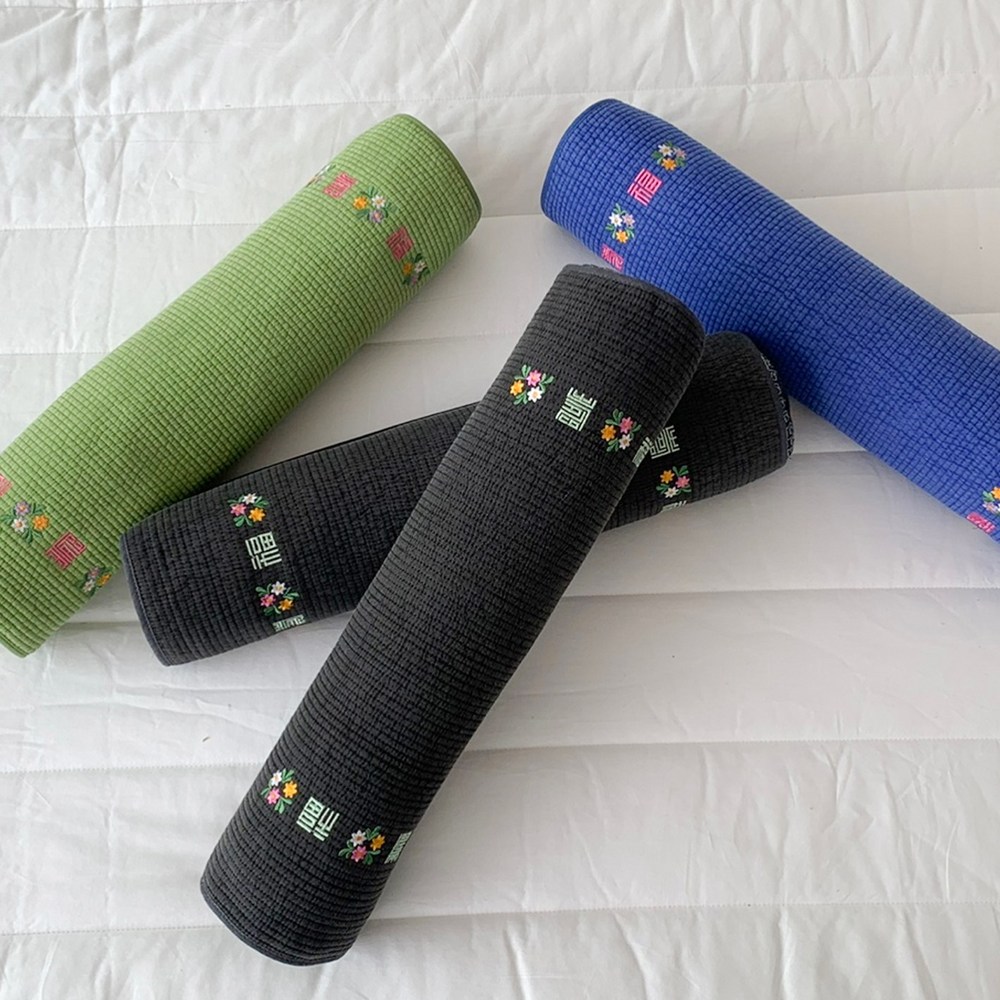 목과 어깨의 통증을 퇴치하는 1+1 집앤콕 경추베개