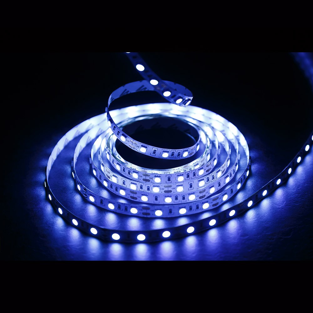 집 안 어둠을 밝히는 혁신적인 LED 동작감지 센서등