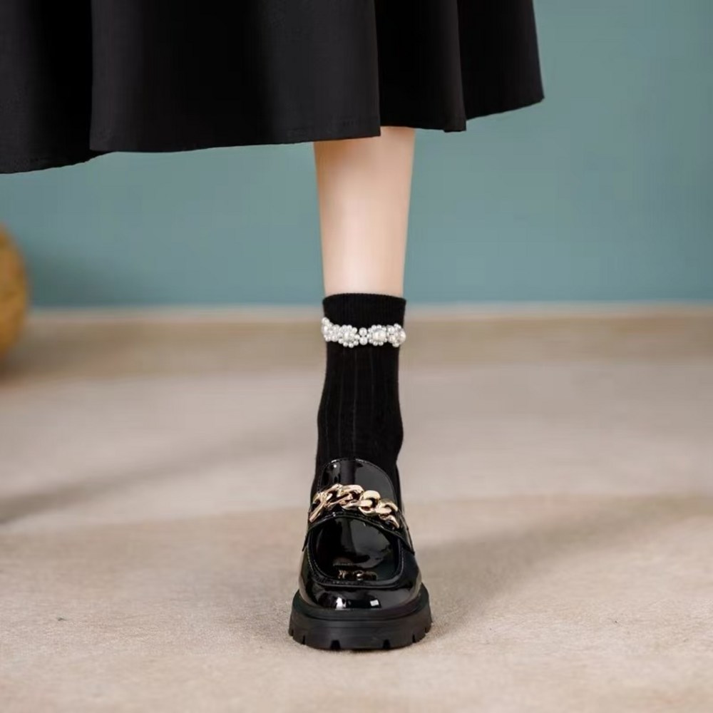 발끝에 내려앉는 우아한 광채, 샤이닝포인츠 여성용 로퍼