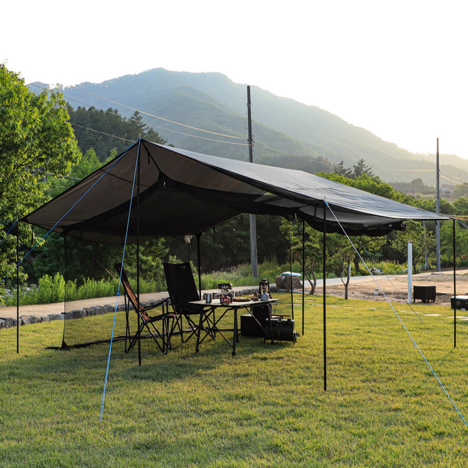 편리한 설치로 스타일리시한 야외 경험을 선사하는 아이두젠 타프스크린