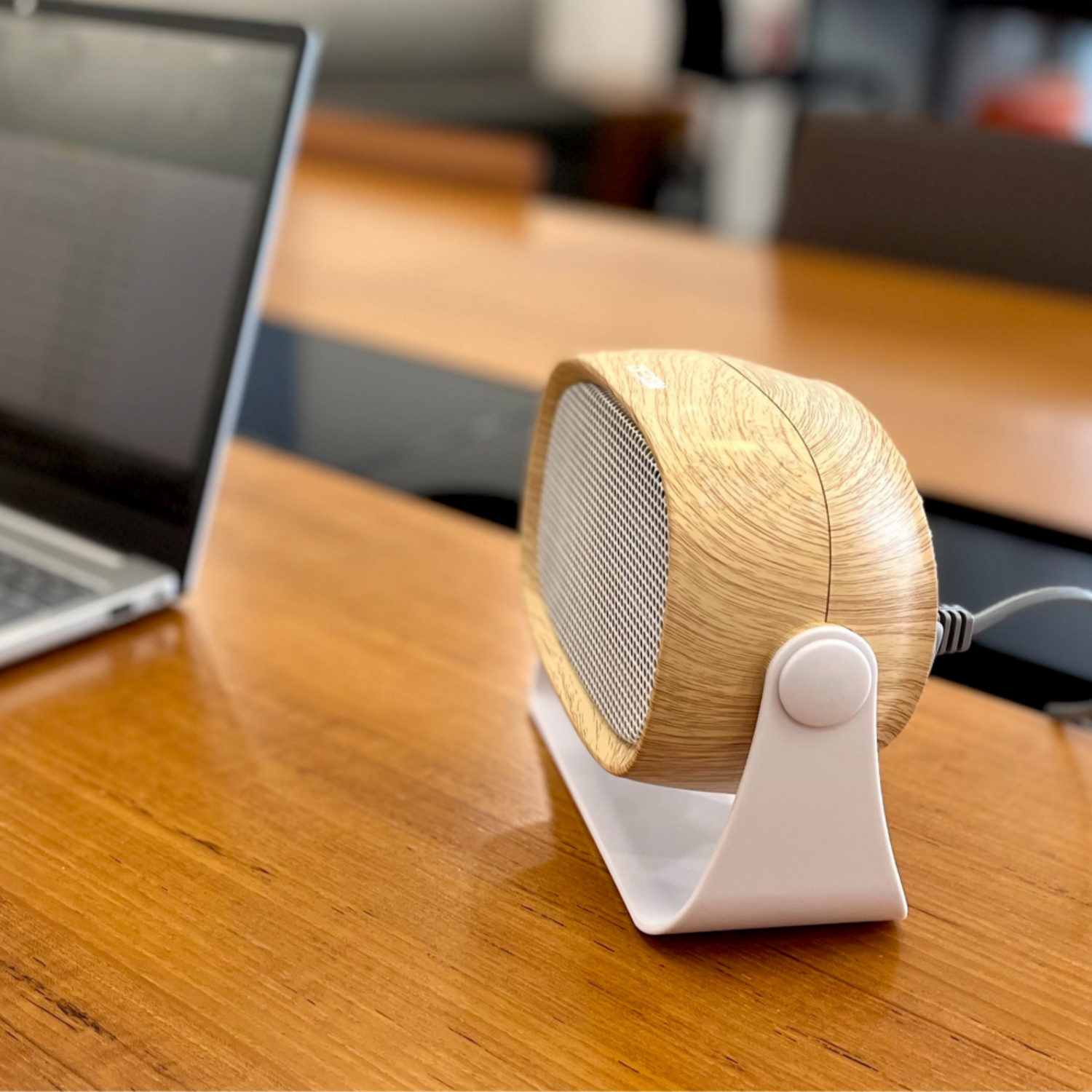 3초 발열 미니 온풍기: 당신의 겨울을 따뜻하게 녹여줄 마법 같은 아이템