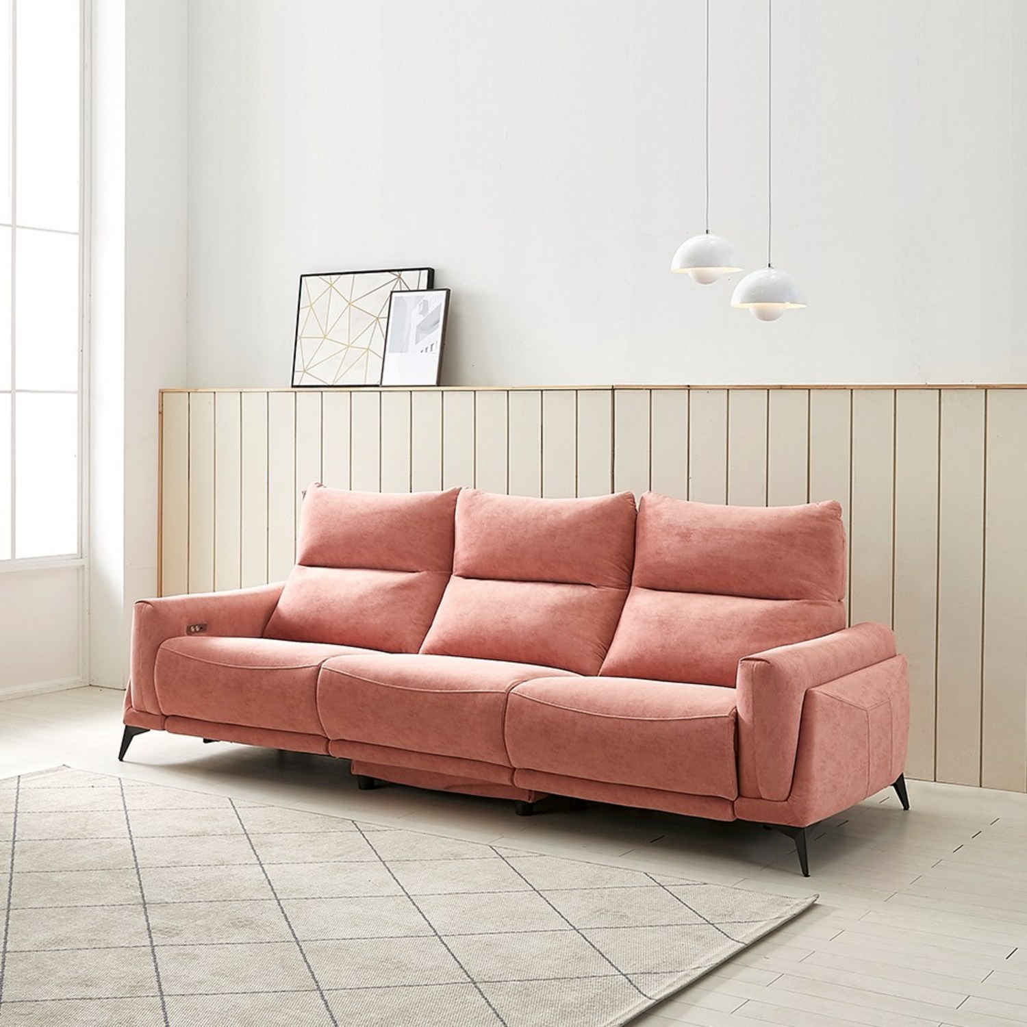 편안함과 세련됨을 완벽하게 조화한 베르체 리클라이너소파