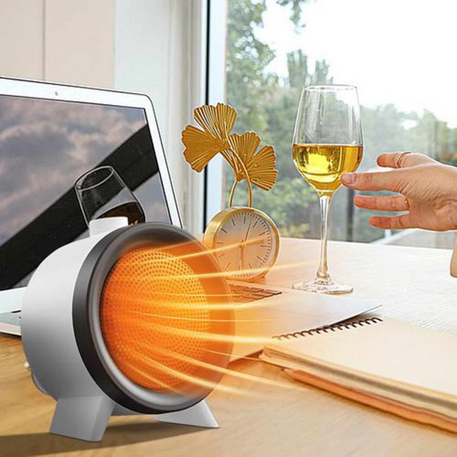 칼바람 녹이는 따스함, 1000W 휴대용 PTC 전기히터 온풍기