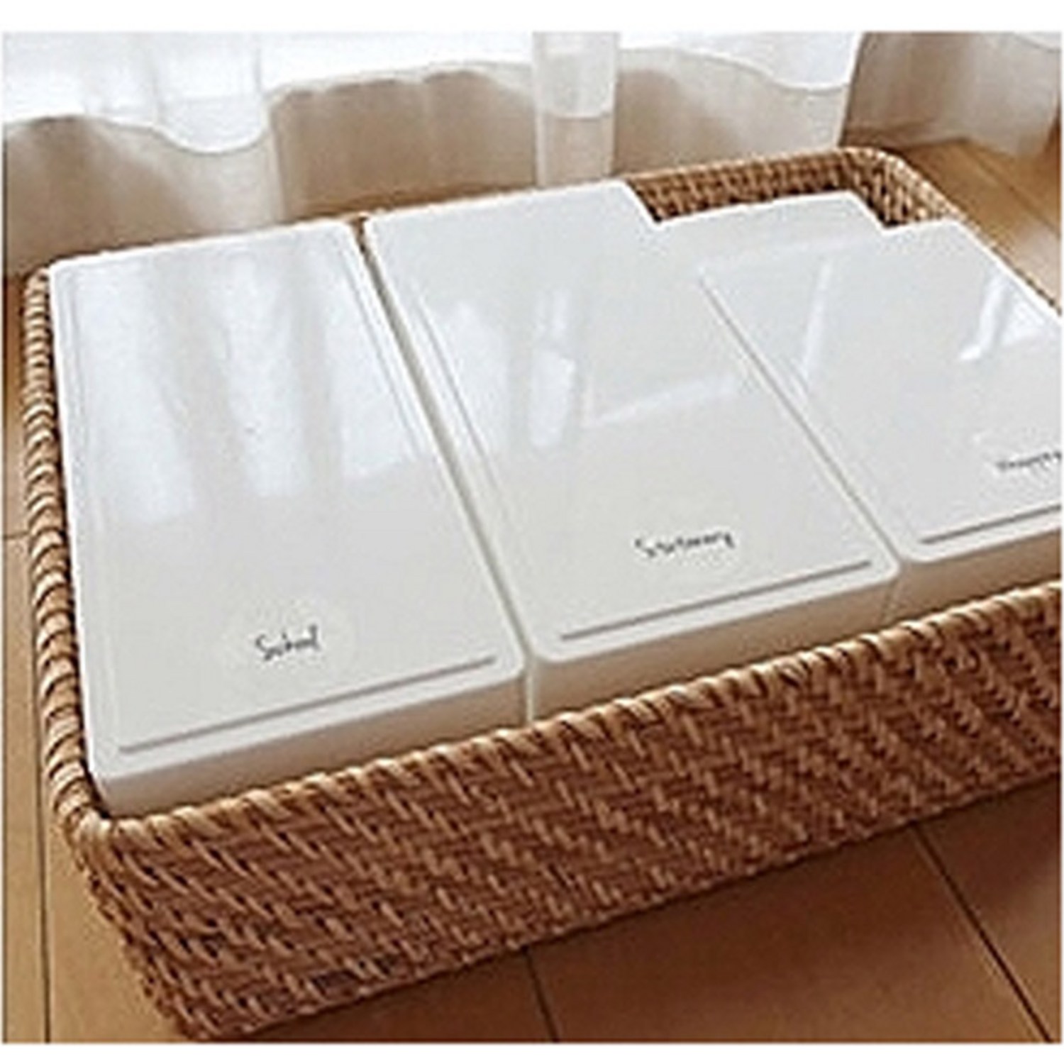 공간을 밝히고 효율을 더하는 비다하우스 화이트 스토리지 다용도 보관함