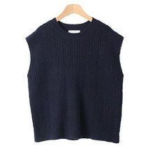 베카인 꽈배기 니트 베스트