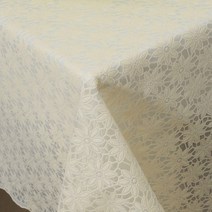 마켓피오 pvc 일회용 레이스 식탁보 타입12 137 x 137 cm, 1개입, 2개