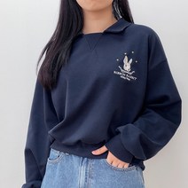 소라해 레빗 카라 자수 맨투맨