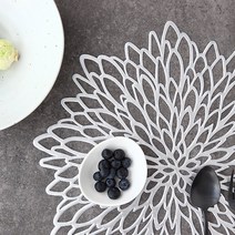 디오컴퍼니 프리미엄 레이스 식탁매트 4p, 실버, 지름 380mm