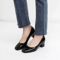 라엘브 스퀘어토 에나멜 미들 펌프스