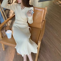 DM 브이넥 랩 셔링 니트 원피스